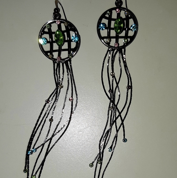 Earrings - Picture 4 of 4
